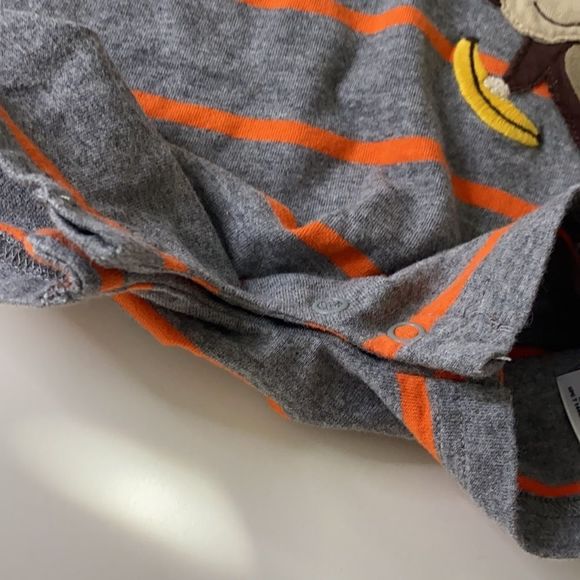 🌵 Bundle to save 3/$10 - 3 Month Monkey Outfit! - Picture 5 of 6